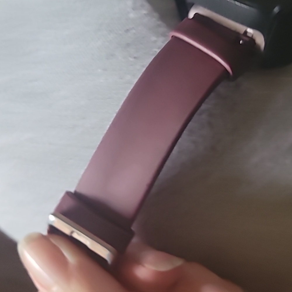 Fitbit Versa 2 Smart Watch - Picture 12 of 15